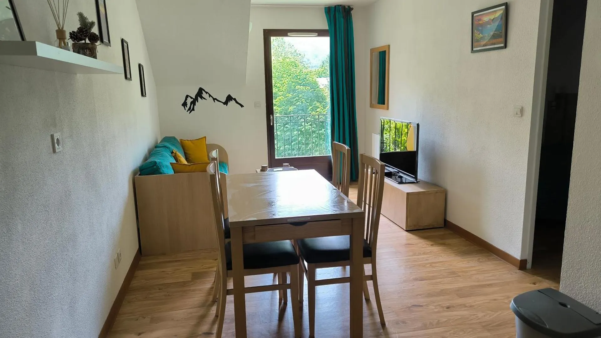Apartment Ferienwohnung La Montagnette Bagnères-de-Luchon